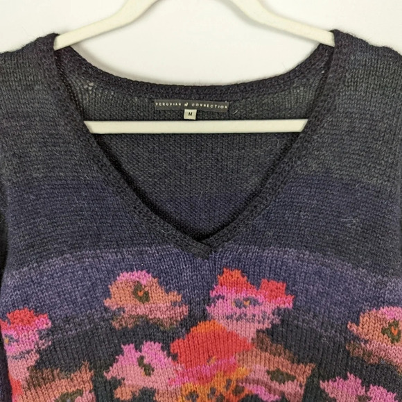 PERUVIAN CONNECTION sz.S 100% Alpaca Floral Chunky Knit Scalloped V Neck Sweater - Picture 3 of 10